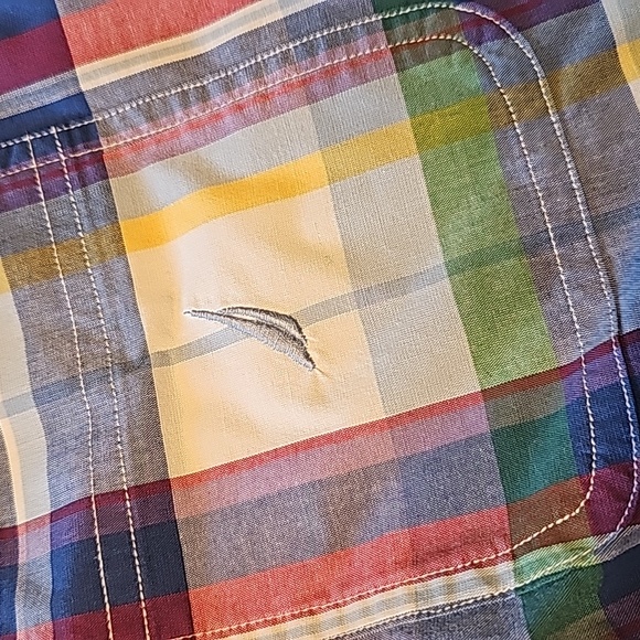 Nautica mens Classic fit stretch short sleeve button up shirt size medium - Picture 3 of 4